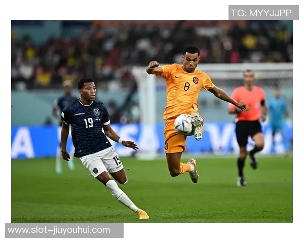 足球世界杯手游热潮来袭体验真实赛场激情与策略的完美结合 足球世界杯手游热潮来袭体验真实赛场激情与策略的完美结合